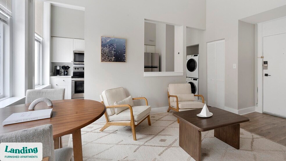 Building Photo - 617 W Lexington St