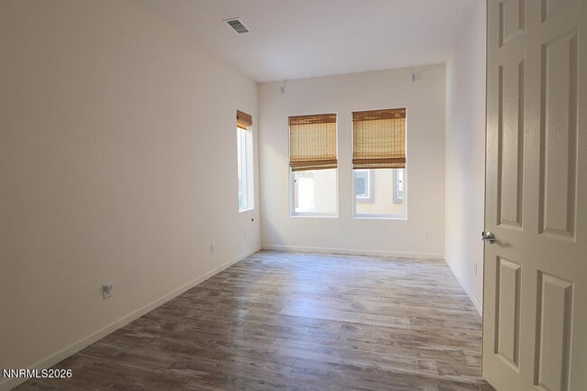 Building Photo - 10890 Serratina Dr