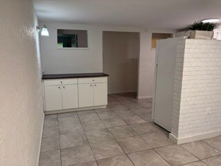 Kitchen/Dining Area - 222 S Country Club Rd