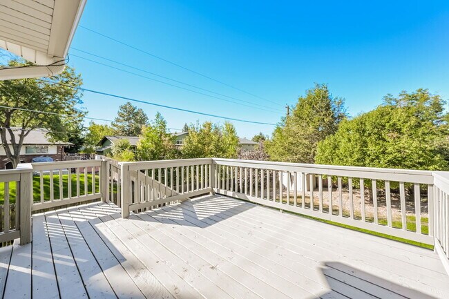 Building Photo - "Charming 4-Bedroom Home with 2 Full Baths...