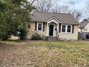 Building Photo - Charming 2-bedroom one bath cottage