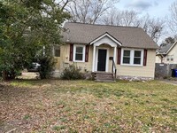 Building Photo - Charming 2-bedroom one bath cottage