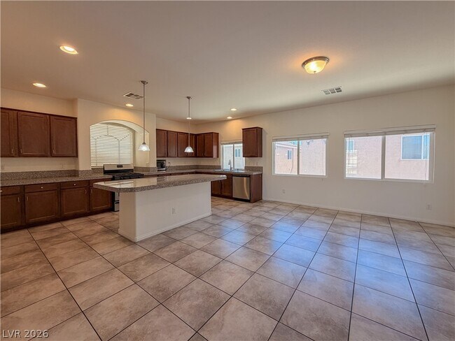 Building Photo - 6817 Cavatina Ave