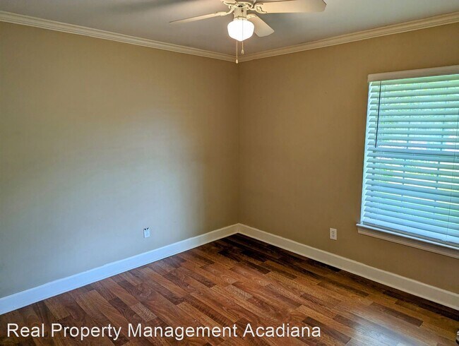 Building Photo - 4 br, 2 bath House - 211 Sundown Ln.