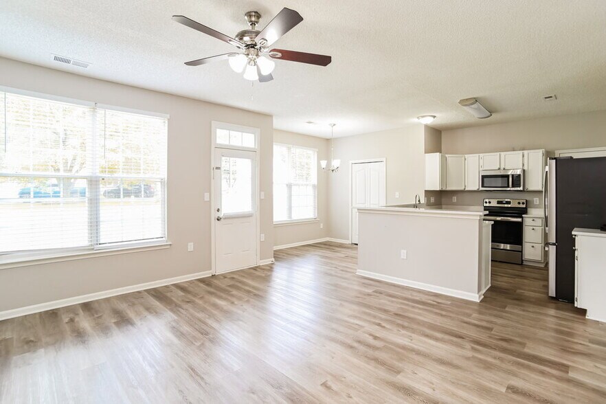 Building Photo - 6820 Ayrshire Glen Pl