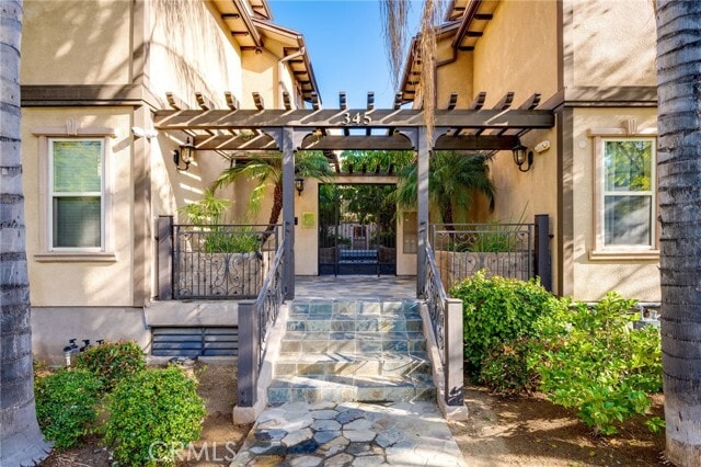 Building Photo - 345 W Loraine St