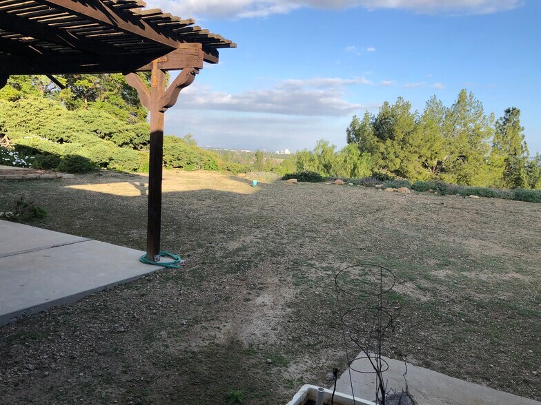 Building Photo - 6052 Pat Ave