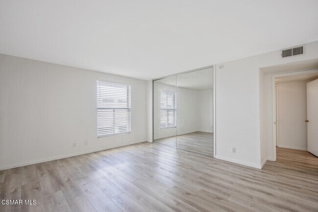 Building Photo - 31555 Lindero Canyon Rd