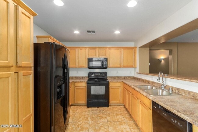 Building Photo - 25025 W Dove Mesa Dr