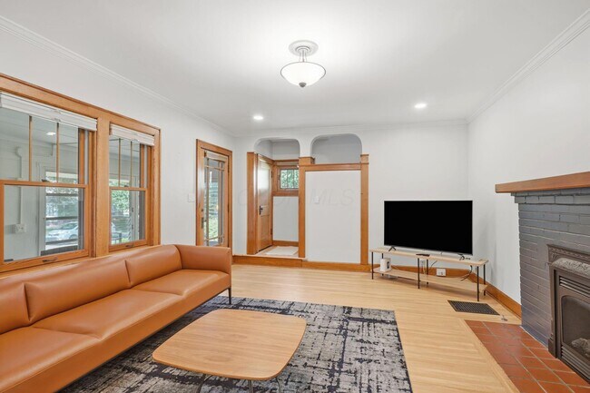 Building Photo - 94 Acton Rd