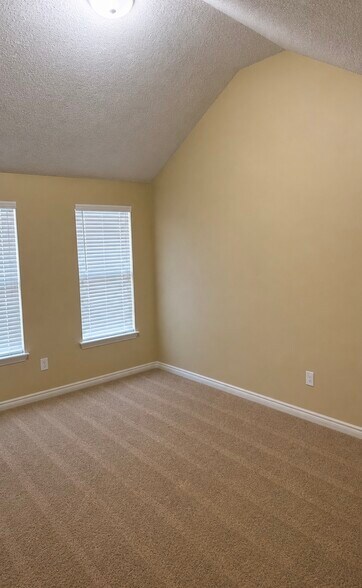 Building Photo - 4166 Winston Cir