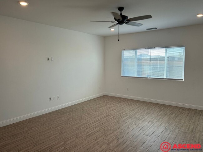 Building Photo - Newly Built Home in Gossamer Grove Community!