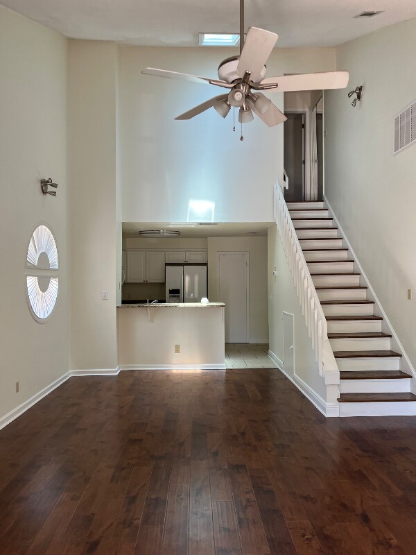 Building Photo - 5001 Grande Dr
