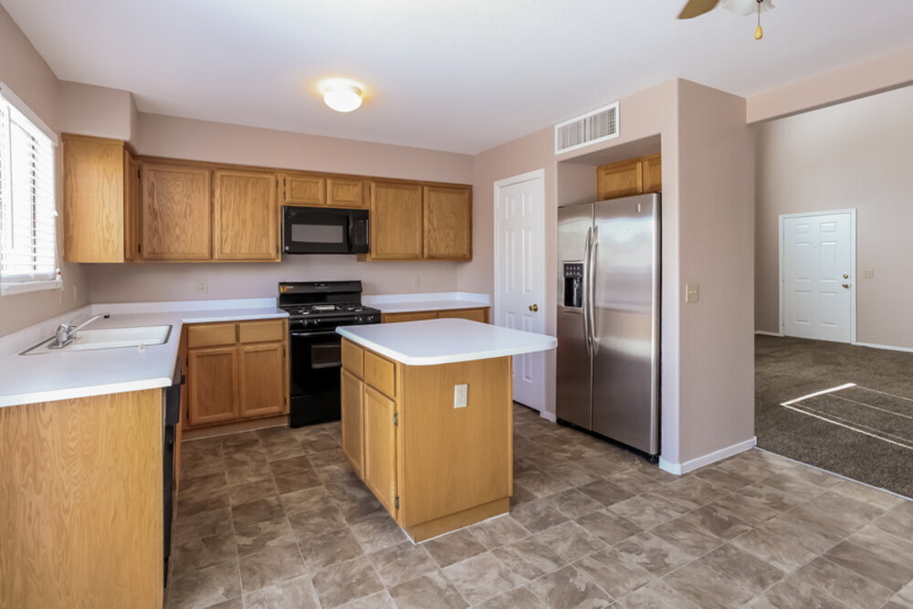 Building Photo - 7512 Hickory Hills Dr