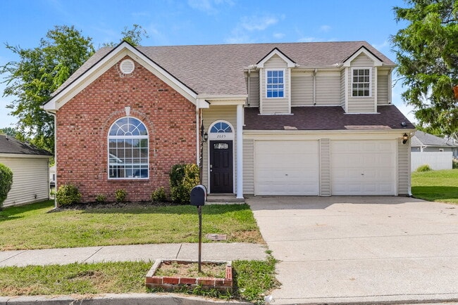 Building Photo - 2025 Candlewood Dr