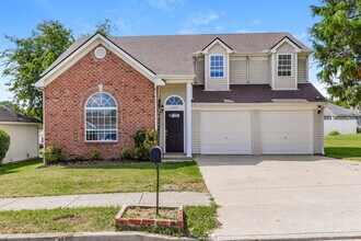 Building Photo - 2025 Candlewood Dr