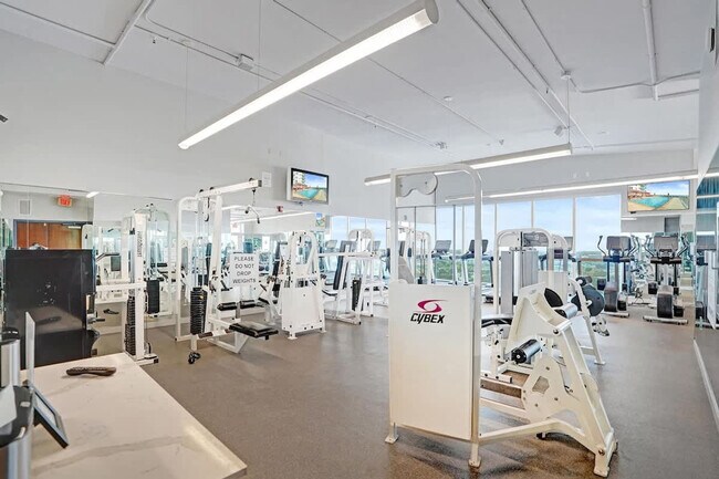 Building Photo - 2889 McFarlane Rd