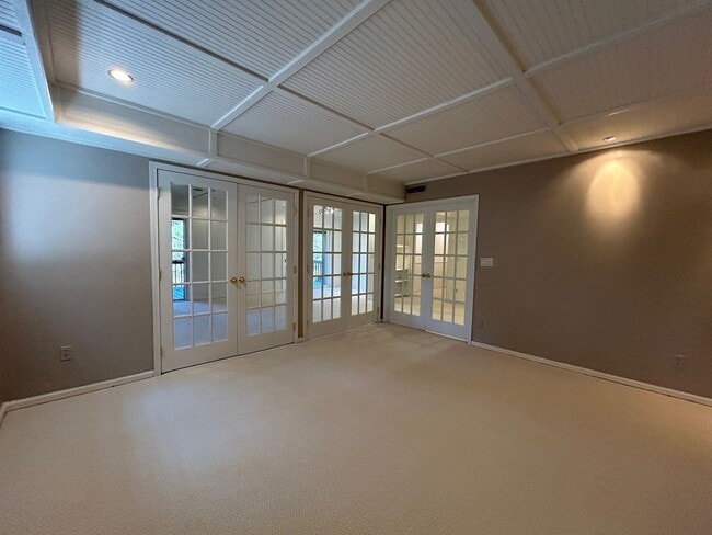 Building Photo - Central AVL - Large Custom Built Home with...