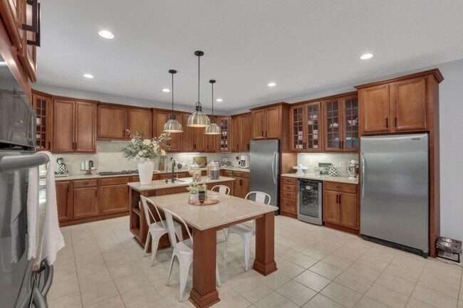 Building Photo - 7097 Pleasant Colony Cir