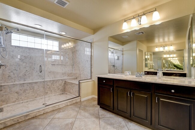 Building Photo - 6416 Shawnee Springs Ct