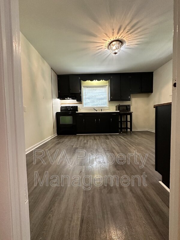 Building Photo - 12070 Karen Dr