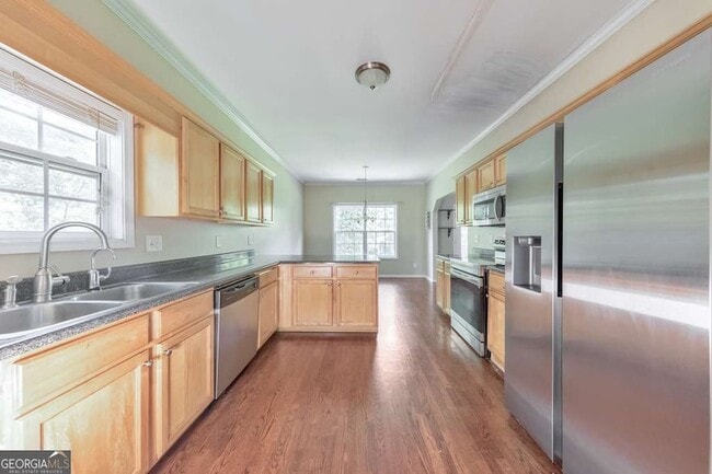 Building Photo - 1086 South Gordon Rd SW