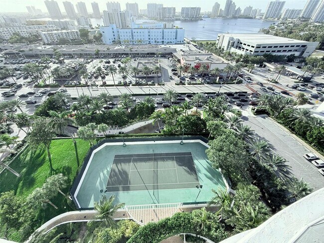 Building Photo - 18201 Collins Ave