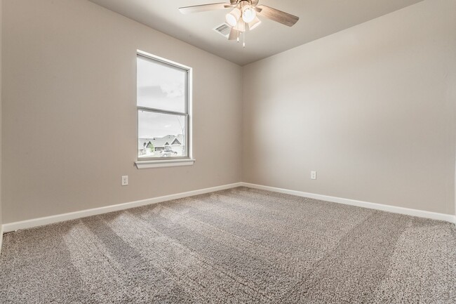 Building Photo - Available in Mustang. Showings begin Frida...