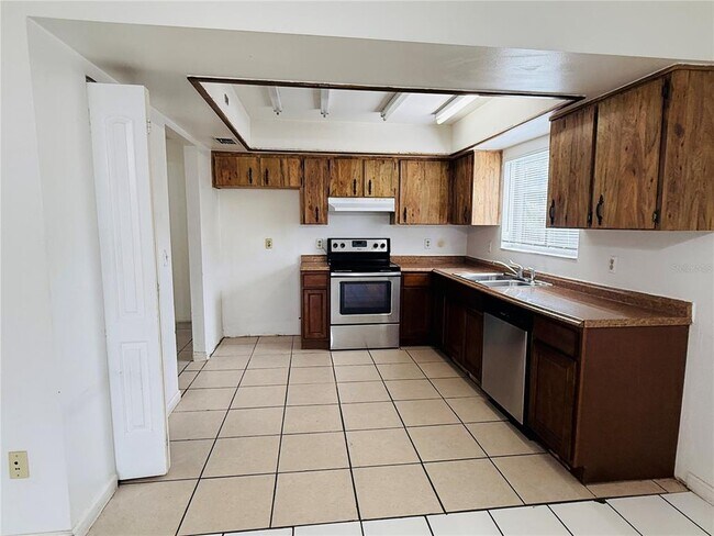 Building Photo - 11442 Ashboro Dr