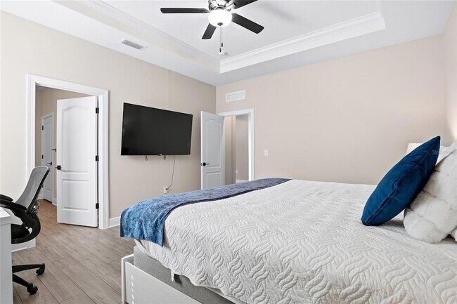 Building Photo - 7745 Somersworth Dr