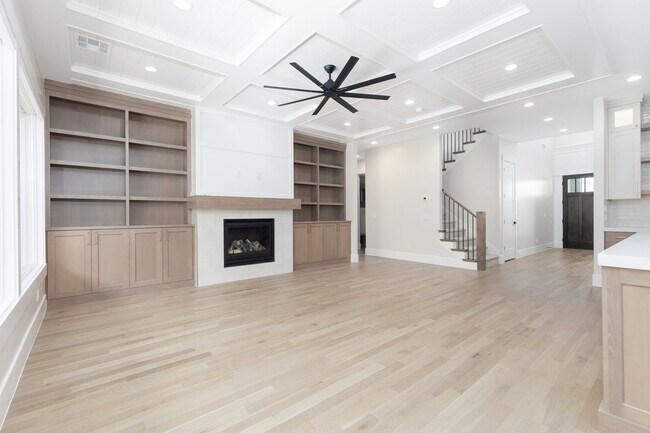 Building Photo - 2926 Naboo Ln