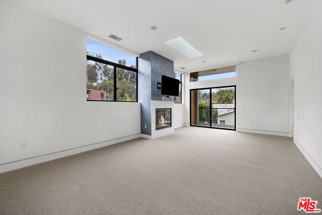 Building Photo - 11367 Elderwood St