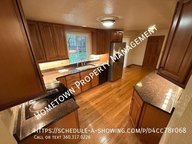 Building Photo - 3221 41st Way SE