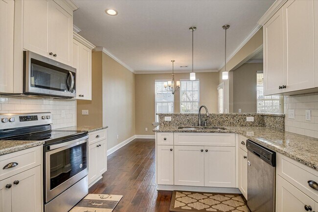 Building Photo - 852 Williford Run Dr