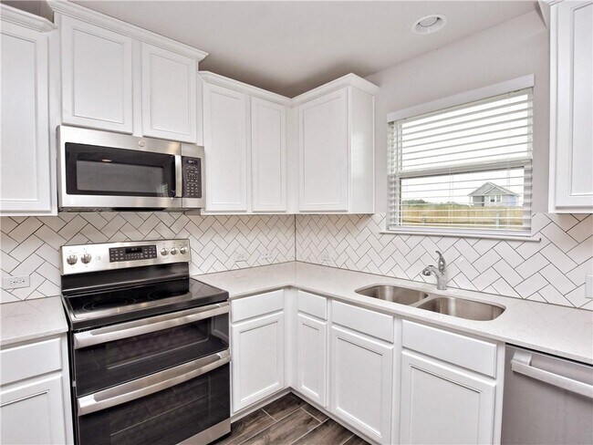 Building Photo - 9505 Grapevine Leaf Dr