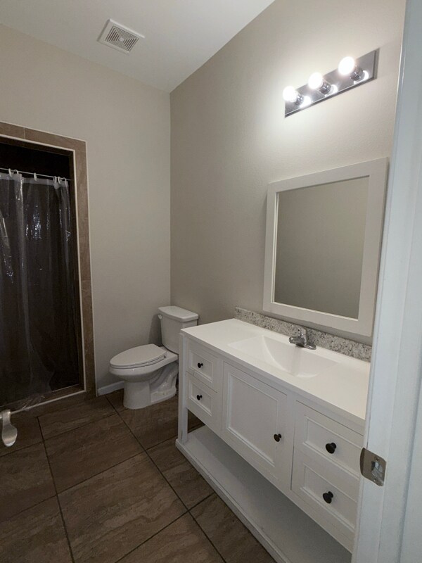 Building Photo - 3300 N Moorefield Rd