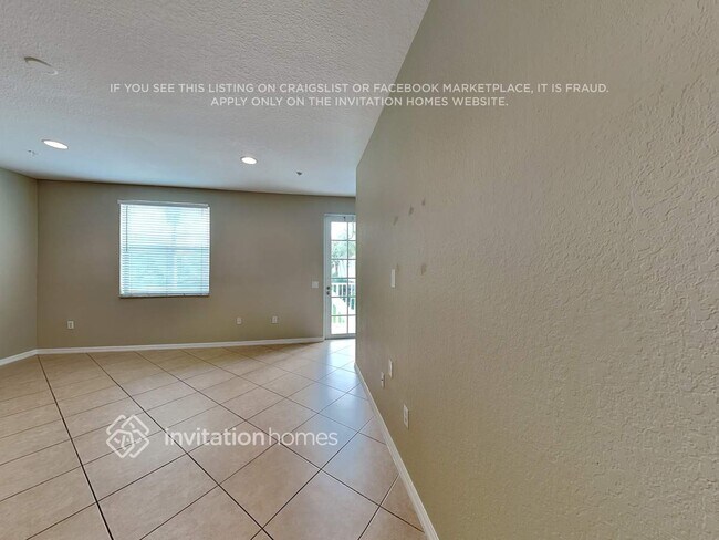 Building Photo - 1382 Vía De Pepi