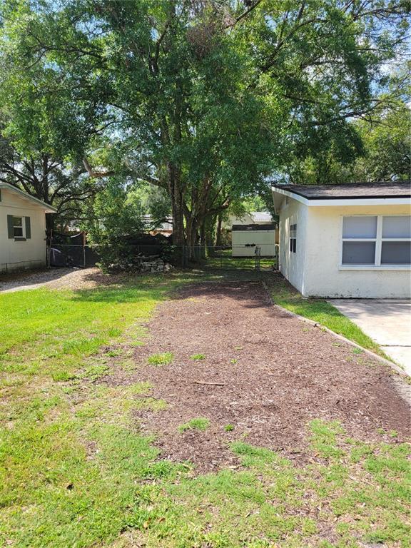 Building Photo - 825 Rosalia Dr