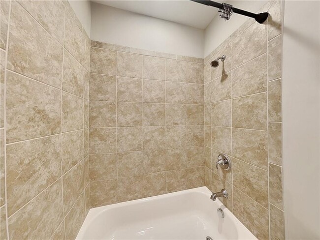 Building Photo - 895 Proctor Ranch Dr