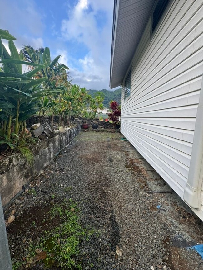 Building Photo - Bright & Spacious 3-Bedroom Home in Peacef...