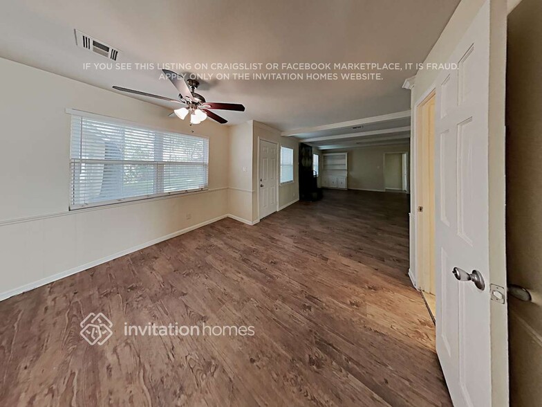 Building Photo - 1410 Pine Gap Dr