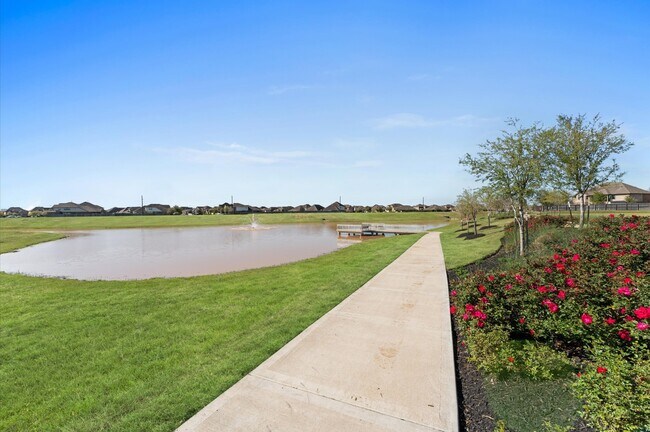 Building Photo - 31183 Pecan Creek Dr
