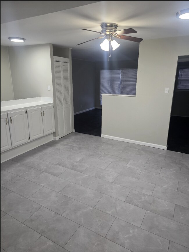 Building Photo - Beautiful 4-Bedroom Home for Rent in St. Louis – $1,800/Month