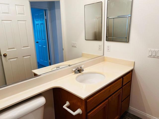 Building Photo - 1669 Plover Ct