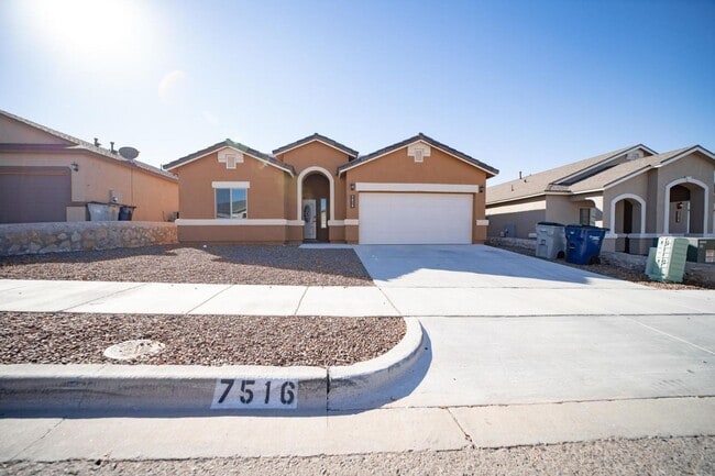 Primary Photo - West El Paso 4 bed Refrig A/C