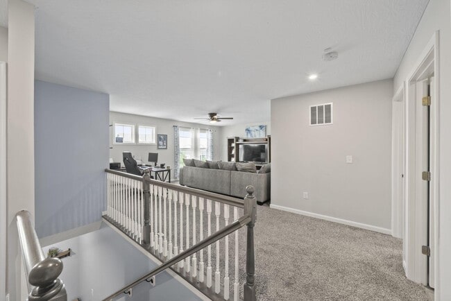 Building Photo - 1059 Honeycomb Ln