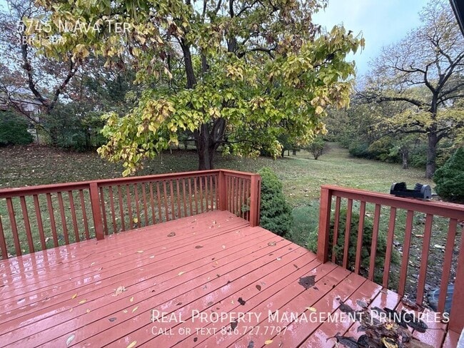 Building Photo - 5745 N Ava Terrace