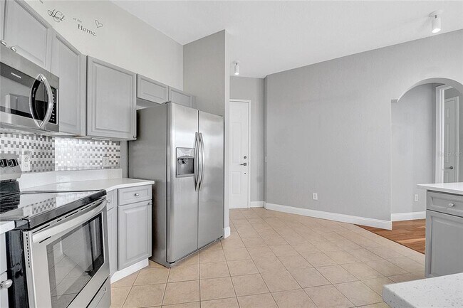 Building Photo - 617 Terrace Ridge Cir