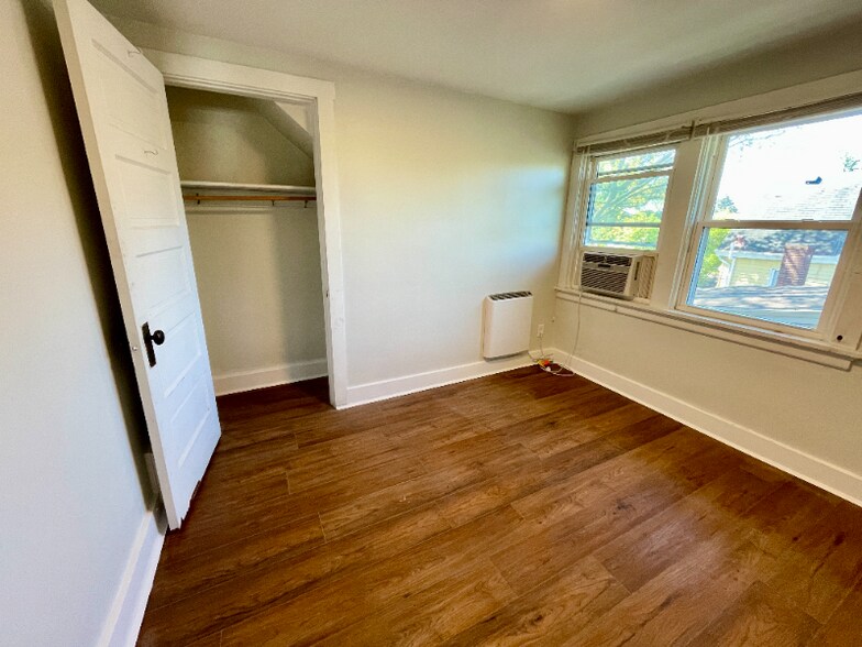 Building Photo - 4518 Ashland Ave