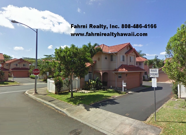 Building Photo - Spacious 3-Bedroom Home in Tropics at Waik...
